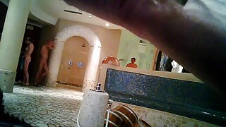 Грудаста секс-діва розриває свою неслухняну кицьку на повнометражні порнофільми частини біля фонтану - 2022-04-01 02:52:53